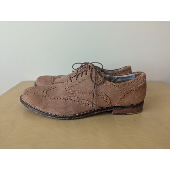 J.Shoes Mens size 10.5 Light Brown Leather Wingtip Oxford Dress Shoes - Picture 1 of 12